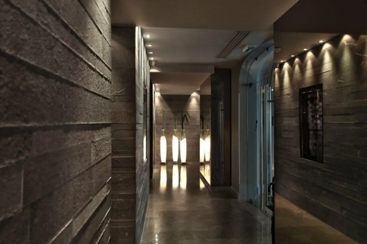 Hotel Sezz Paris 4*,